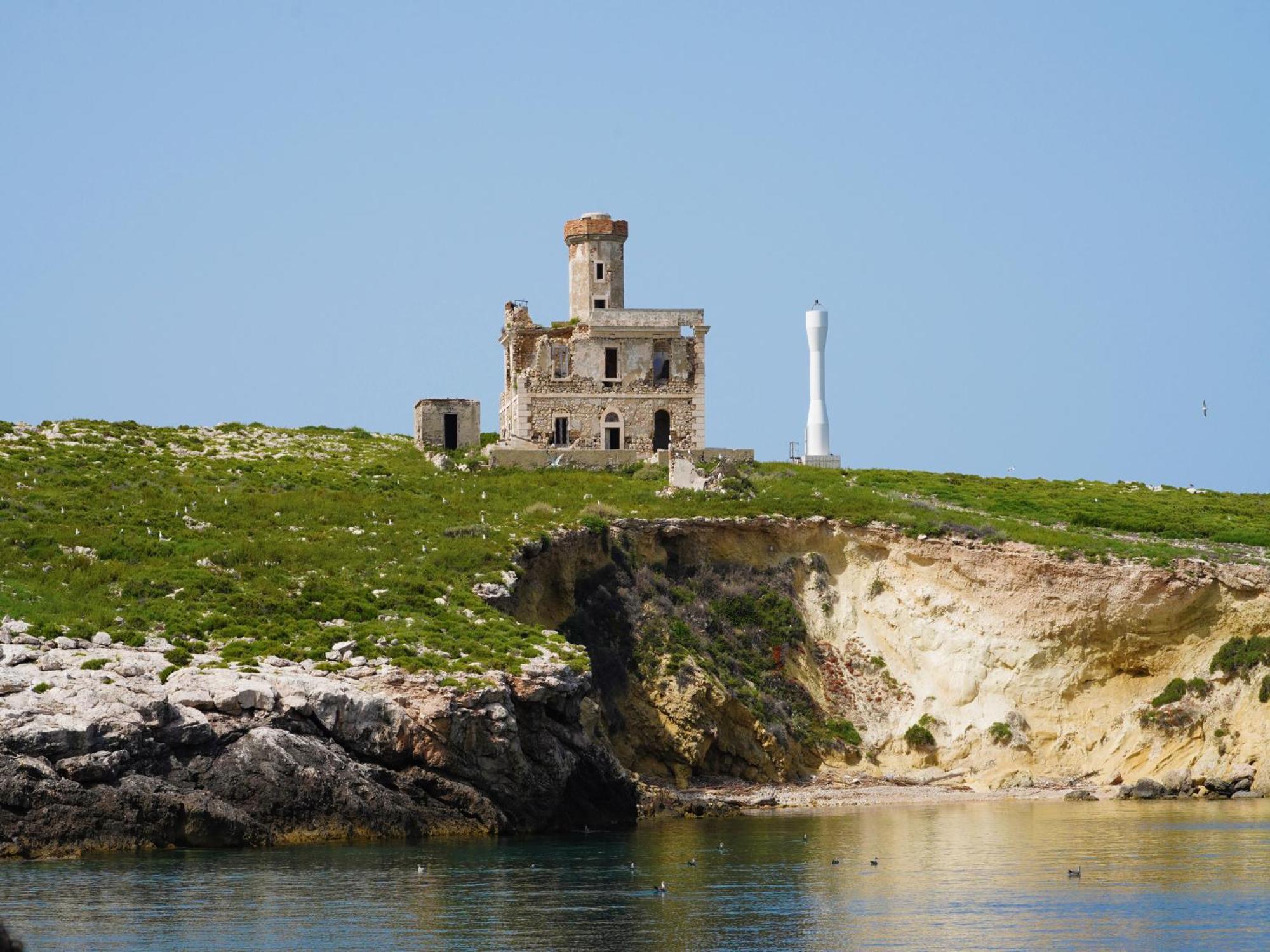 Touring Club Italiano - Isole Tremiti Hotel San Domino Exterior photo